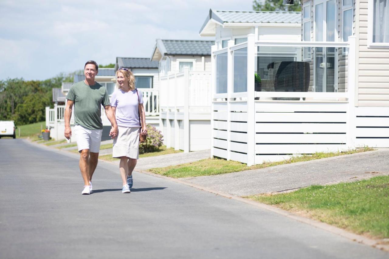 Llanrhidian Holiday Park Llanmorlais エクステリア 写真