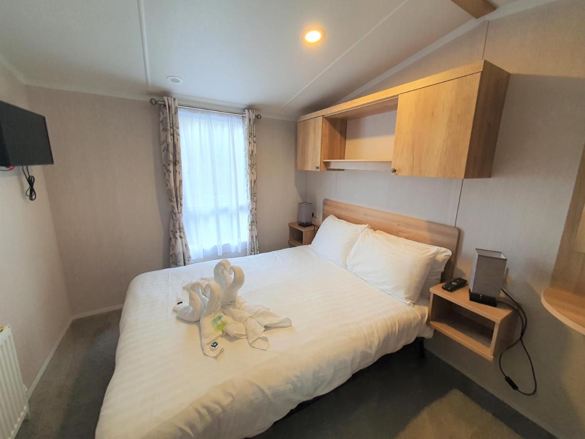 Llanrhidian Holiday Park Llanmorlais エクステリア 写真