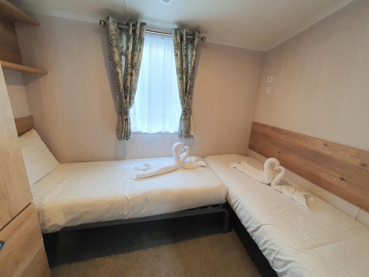 Llanrhidian Holiday Park Llanmorlais エクステリア 写真