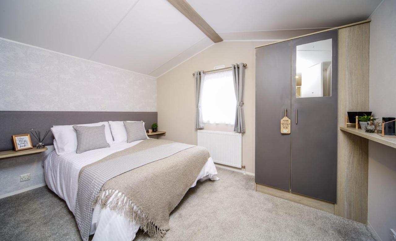 Llanrhidian Holiday Park Llanmorlais エクステリア 写真