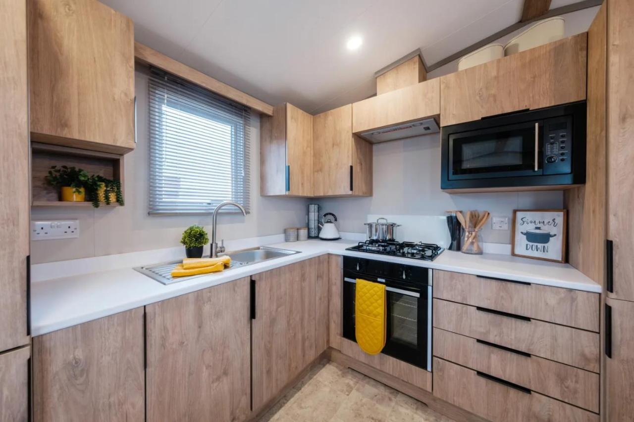 Llanrhidian Holiday Park Llanmorlais エクステリア 写真