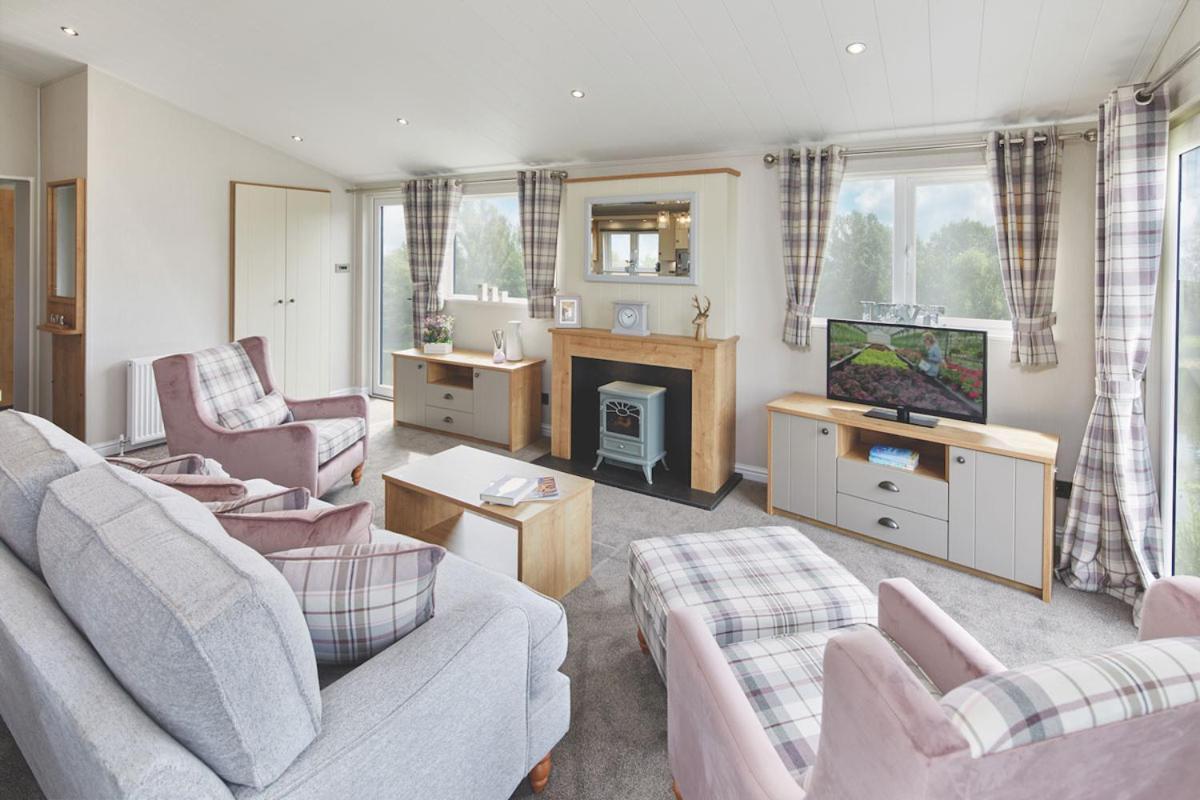 Llanrhidian Holiday Park Llanmorlais エクステリア 写真